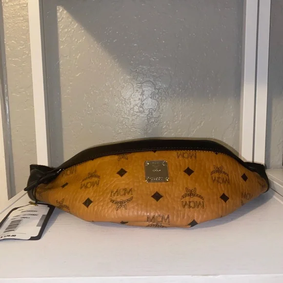 🔥 NWT MCM SIGNATURE COGNAC & BLACK LEATHER SMALL FANNY PACK WAIST BUM BAG - Picture 4 of 9